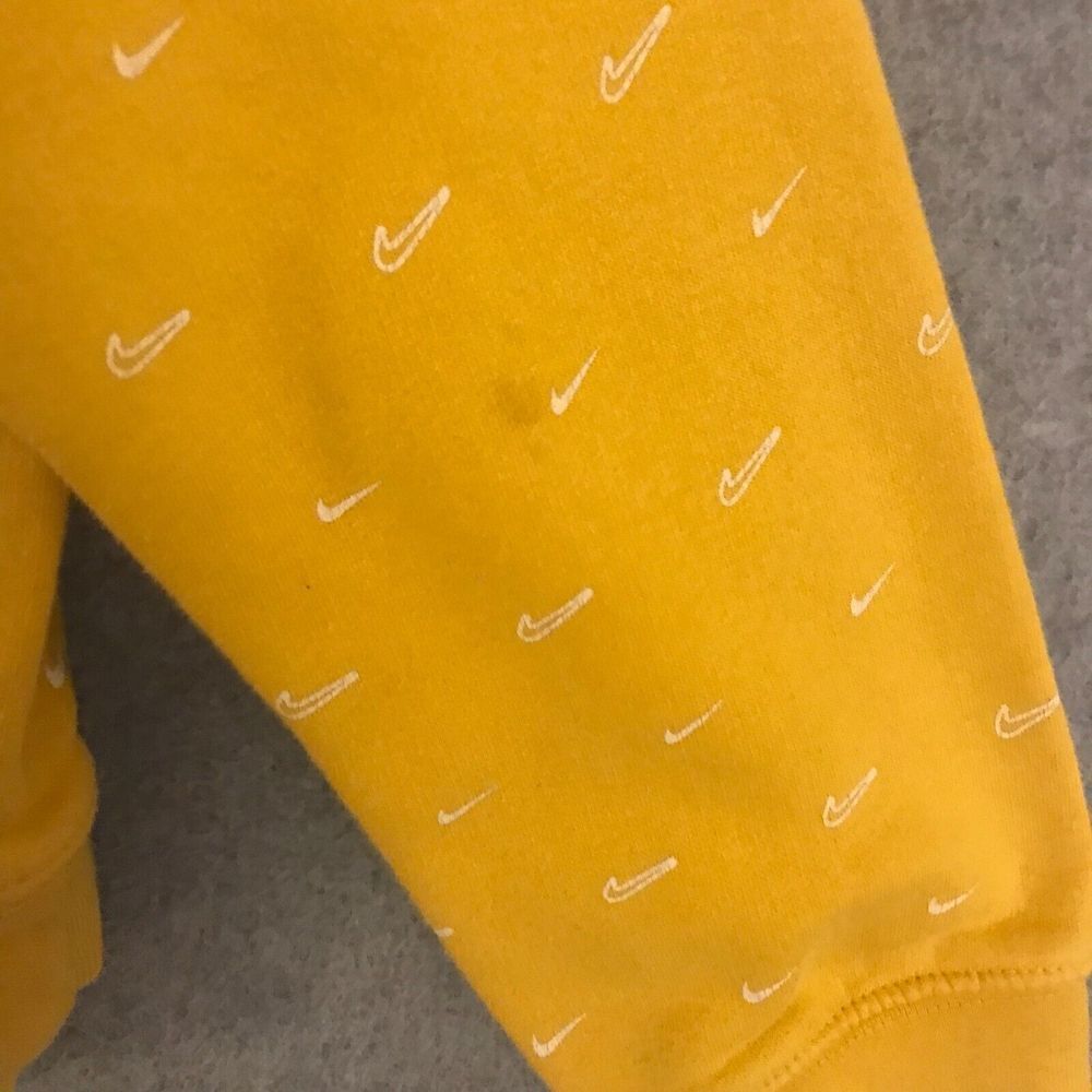 Nike Hoodie Fleece Sweatshirt Mens‎ Medium Yellow AOP All Over Print Swoosh Logo - Picture 6 of 12